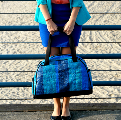 blue_bag_and_feet_fit_large