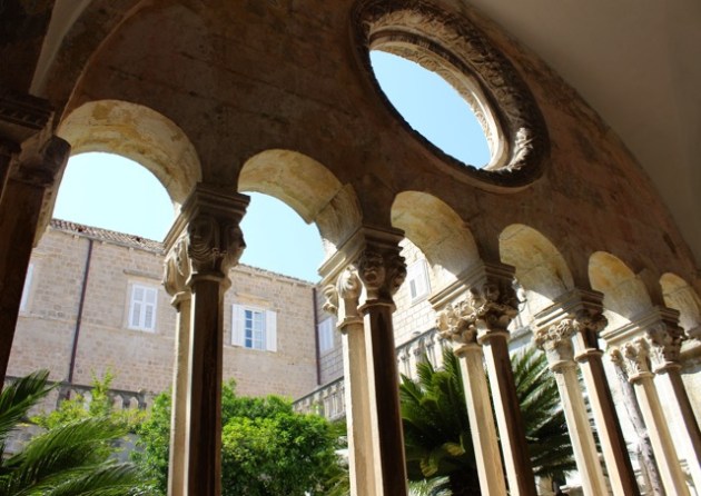 Windows of Dubrovnik, Croatia #100DaysofMiaPrima 6