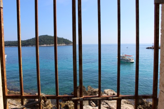 Windows of Dubrovnik, Croatia #100DaysofMiaPrima 8