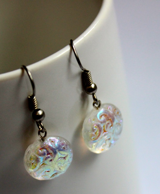 Uncovered Artistry: Jewelry Handmade by Domestic Abuse Survivors #100DaysofMiaPrima